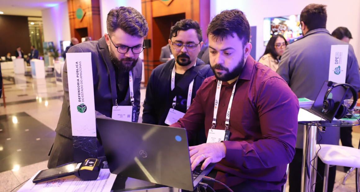 Utilização de tecnologia na Justiça avança com DPE-AM