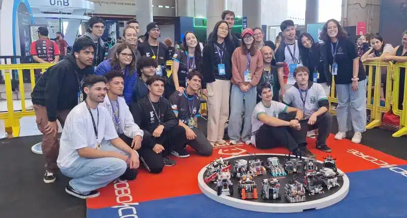 Robótica educacional leva UEA ao pódio na Campus Party