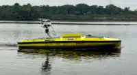 Barco autônomo movido a energia solar monitora Xingu