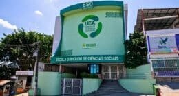 Fachada prédio uea