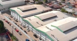 Imagem aérea dos galpões da empresa tutiplast Manaus