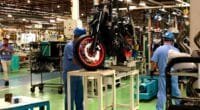 linha de montagem de motocicleta no polo industrial de manaus